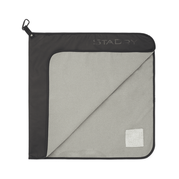 Titleist StaDry Performance Towel - Black